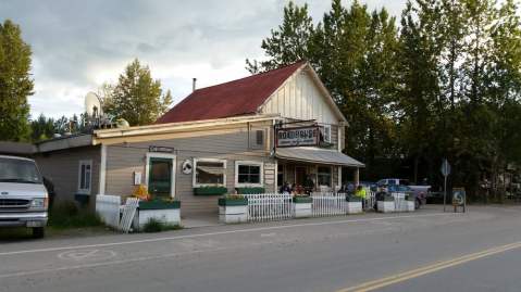 This Unsuspecting Alaska Diner Has Some Of The Best Food In The State