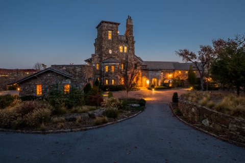 The Hidden Castle In Arkansas That Almost No One Knows About