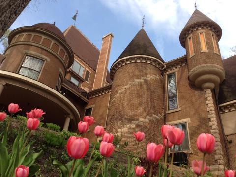 The Hidden Castle In Illinois That Almost No One Knows About
