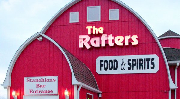 This Beauteous Barn Restaurant In Illinois Is A Country Lover’s Dream