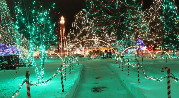 Take An Enchanting Winter Walk Through La Crosse’s Rotary Lights In Wisconsin