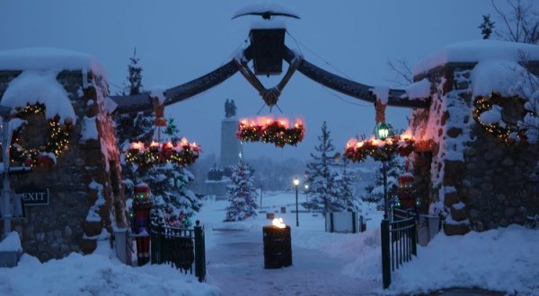 Visit This Village In Utah For The Most Old Fashioned Christmas