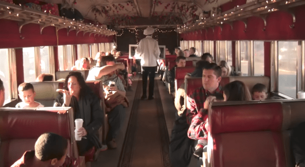 The North Pole Train Ride In New York That Will Take You On An Unforgettable Adventure
