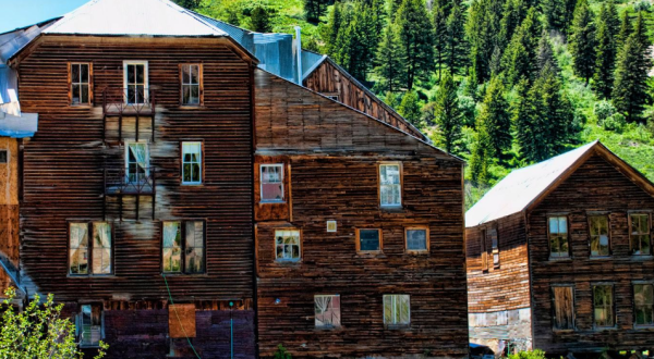The Historic Hotel In Idaho That Will Make You Feel Like You’ve Traveled Back In Time
