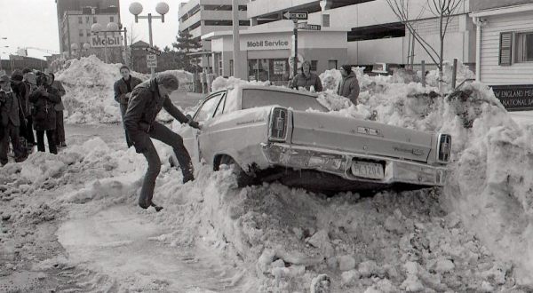 A Massive Blizzard Blanketed Boston In Snow In 1978 And It Will Never Be Forgotten