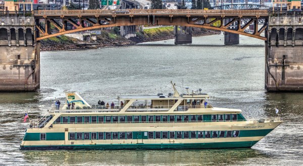 There’s Nothing Better Than This Enchanting Christmas Cruise in Portland