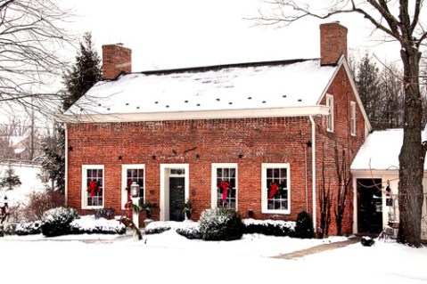 This Charming Bed and Breakfast In Kentucky Is The Perfect Winter Hideaway
