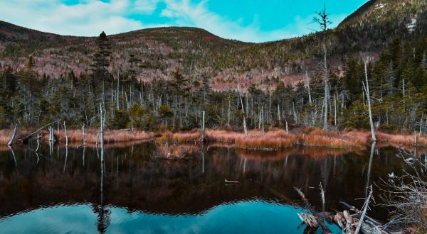 The One Hikeable Lake In New Hampshire That’s Simply Breathtaking In The Fall