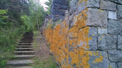 These 5 Trails Around Boston Will Lead You To Extraordinary Ruins