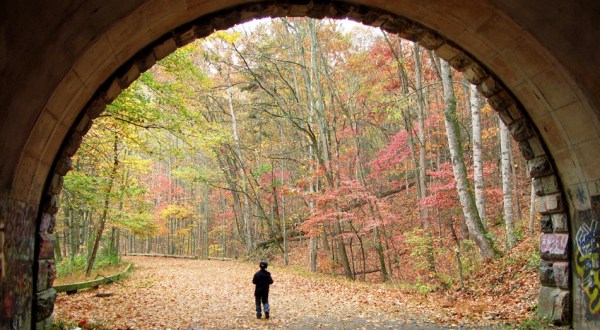 These 10 North Carolina Hiking Trails Lead To Some Incredible Pieces Of History
