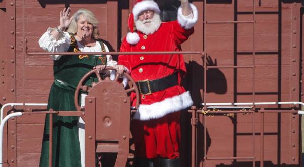 The Most Magical Christmas Train Ride In Oklahoma Will Bring Out Your Inner Child