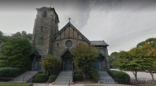 The Little-Known Church Hiding In Rhode Island That Is An Absolute Work Of Art