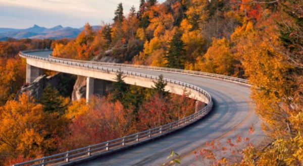 This 469-Mile Road May Be The Best Drive In America For Taking Beautiful Photos