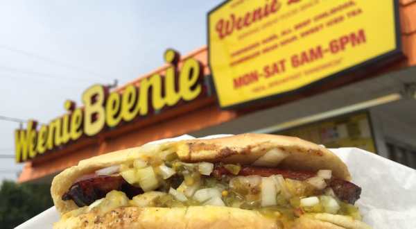 A Trip To This Old-Time Hot Dog Stand Near DC Will Make You Feel Nostalgic