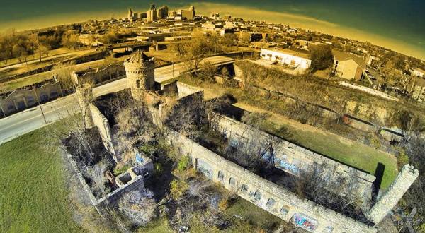 The Abandoned Castle In Kansas City That’s Still Standing… And Still Haunting