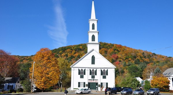 The Little-Known Church Hiding In Vermont That Is An Absolute Work Of Art