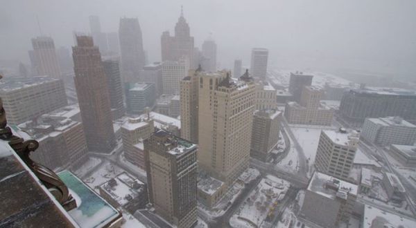 A Massive Blizzard Blanketed Detroit In Snow In 1974 And It Will Never Be Forgotten