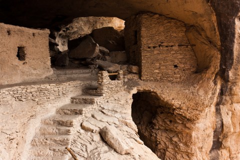 These 7 New Mexico Hiking Trails Lead To Some Incredible Pieces Of History