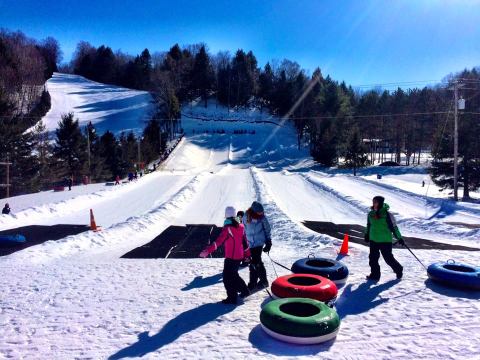 This Epic Snow Tubing Hill In New York Will Give You The Winter Thrill Of A Lifetime