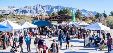 Everyone In Arizona Must Visit This Epic Farmers Market At Least Once