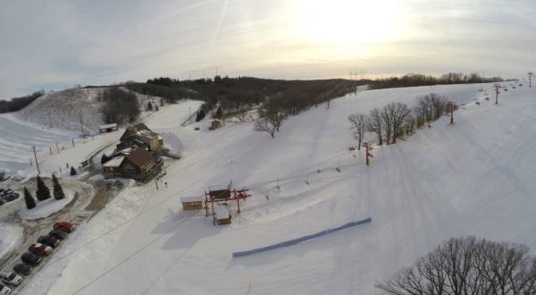 This Epic Snow Tubing Hill In South Dakota Will Give You The Winter Thrill Of A Lifetime