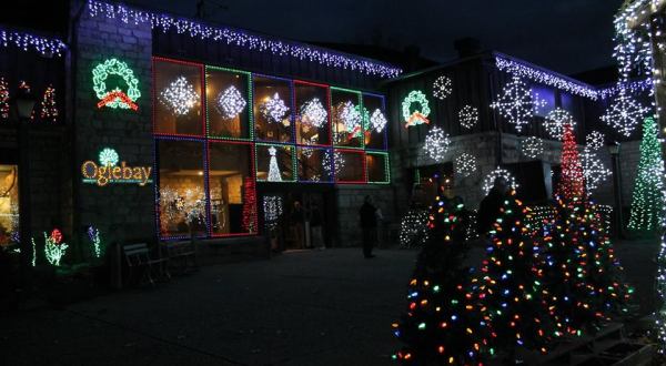 The Mesmerizing Christmas Display In West Virginia With Over 1 Million Glittering Lights