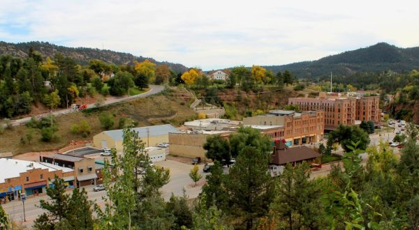 There’s A Little Town Hidden In The South Dakota Mountains And It’s The Perfect Place To Relax