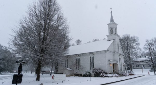 10 Enchanting Georgia Towns That Feel Like You’ve Fallen Into A Snow Globe