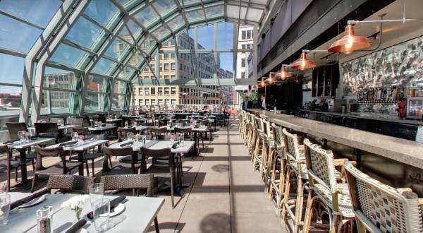 You’ll Love This Rooftop Restaurant In Minneapolis That’s Beyond Gorgeous