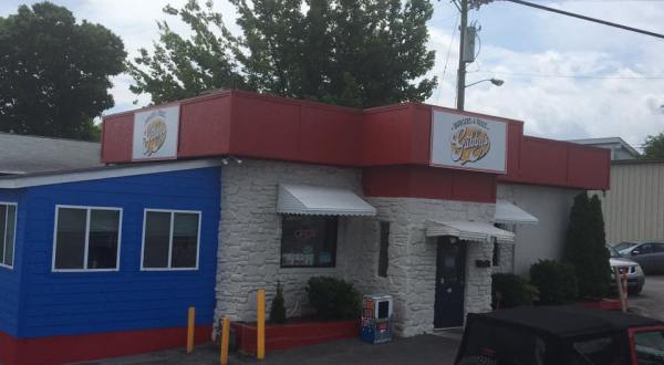 Nashville’s Tiniest Burger Joint Will Have Your Mouth Watering In No Time