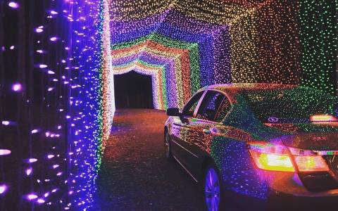Here's The Perfect Weekend Itinerary If You Love Seeing Louisiana's Magical Christmas Lights