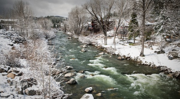 8 Enchanting Northern California Towns That Feel Like You’ve Fallen Into A Snow Globe