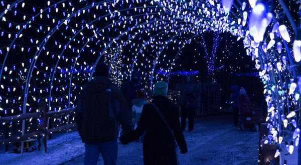 Pennsylvania’s Tunnel Of Lights Will Positively Dazzle You This Year