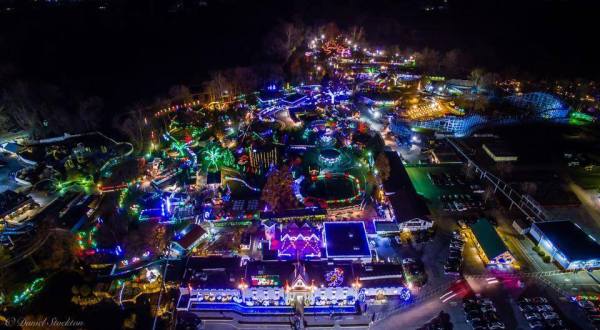 The Pennsylvania Amusement Park That Transforms Into A Winter Wonderland Every Year