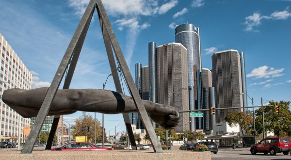 11 Undeniable Reasons Why Everyone Should Marry A Detroiter