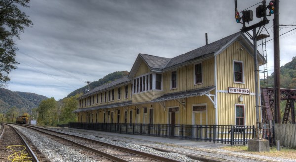 The Creepiest Ghost Town In West Virginia Is The Stuff Nightmares Are Made Of