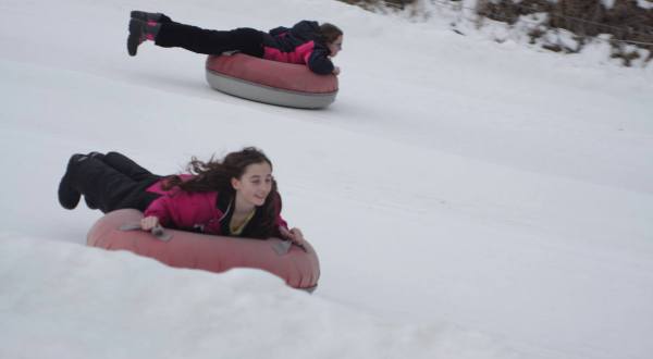 This Epic Snow Tubing Hill In Iowa Will Give You The Winter Thrill Of A Lifetime