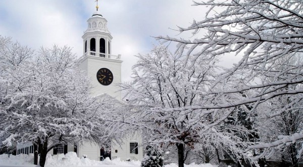 10 Enchanting Massachusetts Towns That Feel Like You’ve Fallen Into A Snow Globe