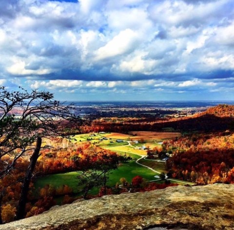 The One Mountain Trail Everyone In Kentucky Absolutely Must Hike