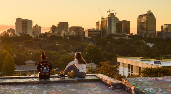 Here Are 10 Stunning Places To Watch The Sun Set In Austin That Will Blow You Away
