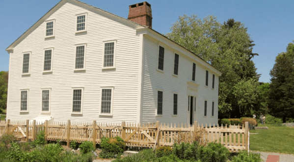 These 10 Rhode Island Sites Shaped American History And You Need To Visit