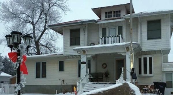 This Little-Known Bed And Breakfast In South Dakota Is The Perfect Spot For A Winter Getaway