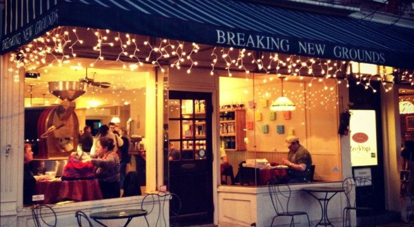 Warm Up With A Hot Drink At New Hampshire’s 7 Coziest Cafes