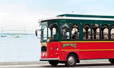 There's A Magical Trolley Ride In Rhode Island That Most People Don't Know About