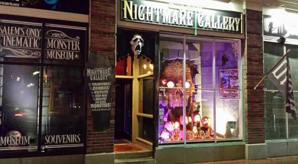 Count Orlok’s Nightmare Gallery Near Boston Is Not For The Faint Of Heart