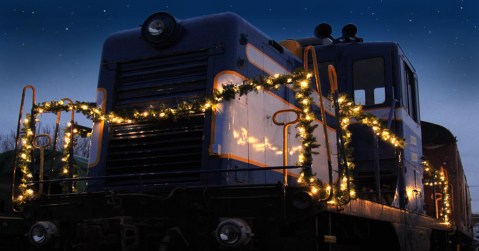 You'll Absolutely Adore This Classic Christmas Dinner Train In Rhode Island