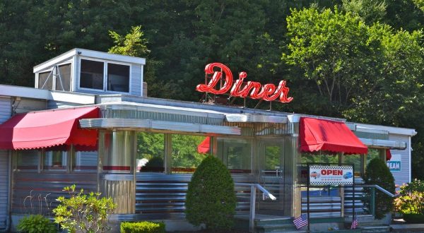 6 Hometown Restaurants In New Hampshire That Will Take You Back In Time