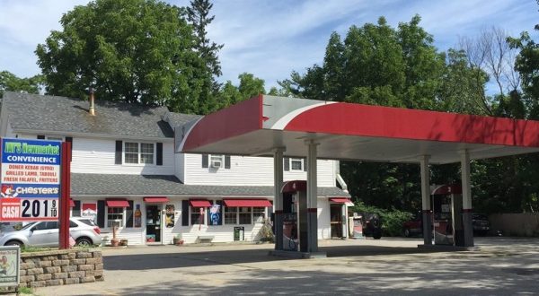 6 New Hampshire Gas Stations Where You Can Get Absolutely Delicious Food