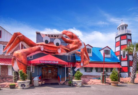 This Unexpectedly Awesome Restaurant In South Carolina Will Make You Do A Double Take