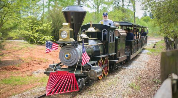 There’s A Little-Known, Fascinating Train Park In South Carolina And You’ll Want To Visit